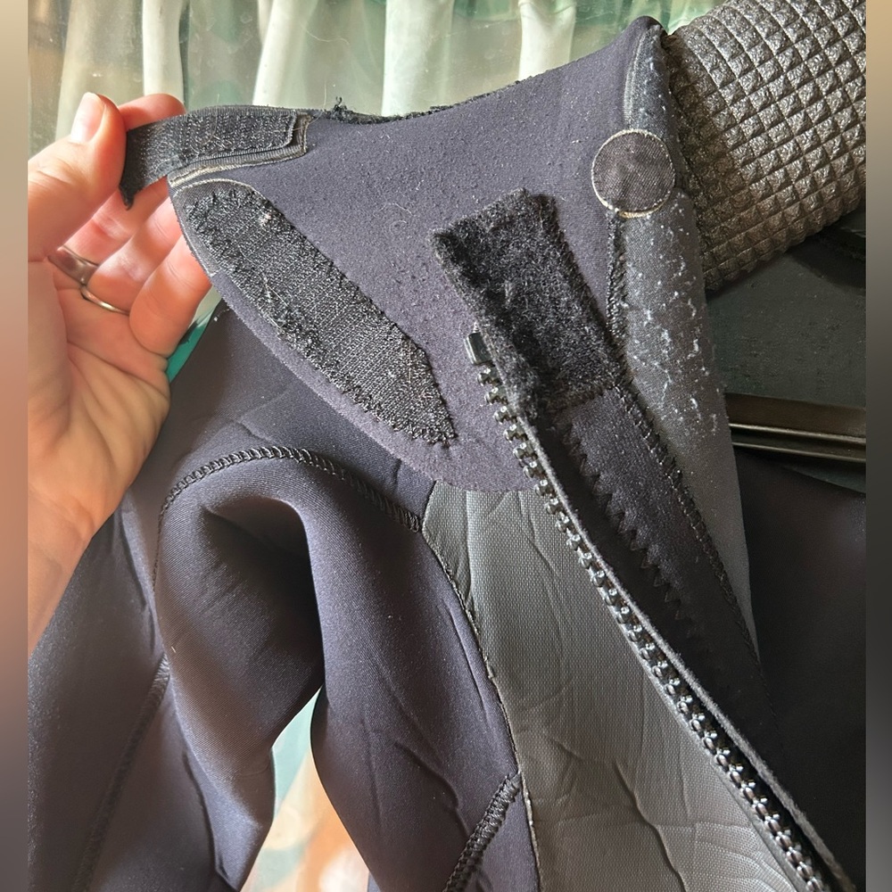 Roxy Black Wetsuit Full Body 4/3 Thickness - Picture 10 of 16